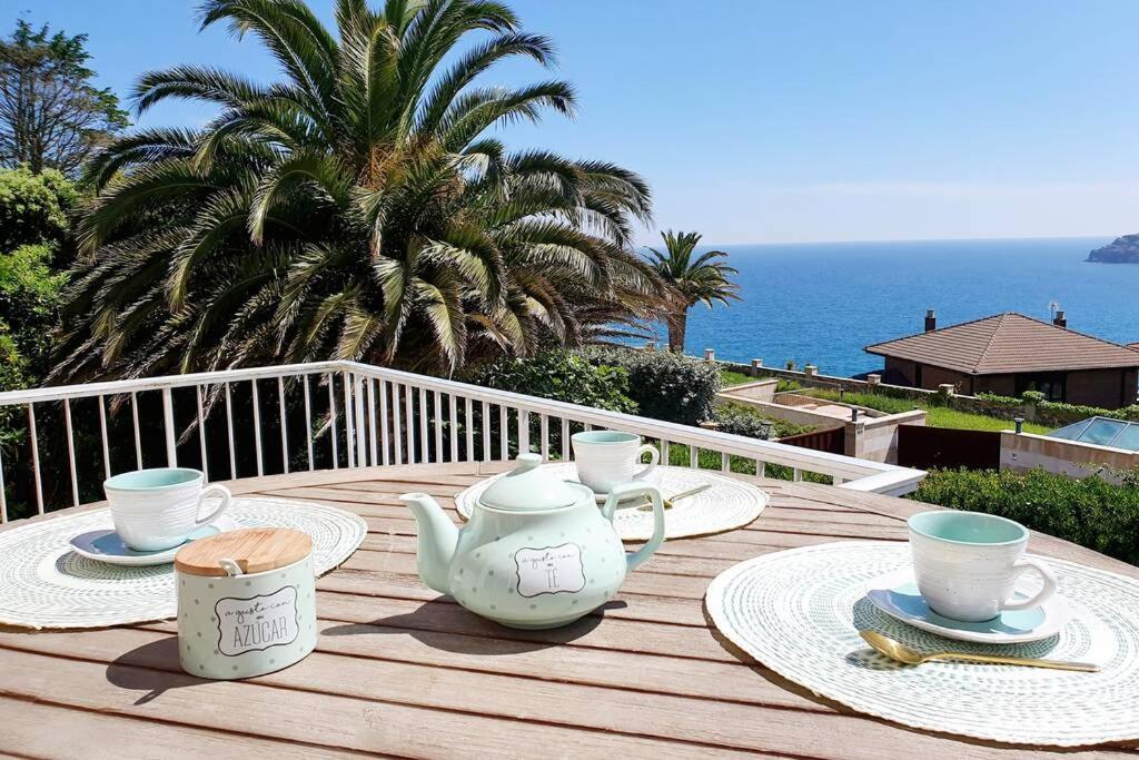 Villa Vistas Al Mar, Urbanizacion Privada Con Piscina De Agua Salada Ajo Eksteriør billede