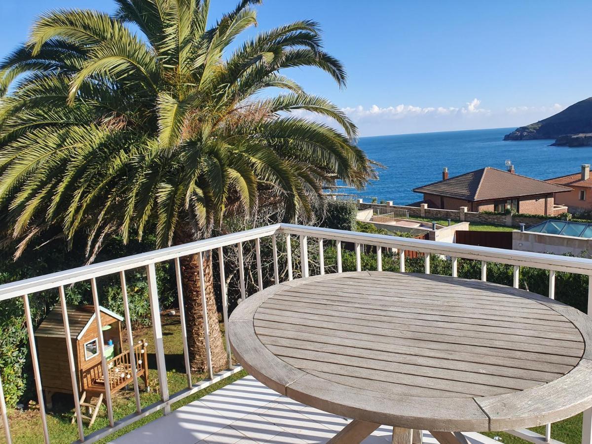 Villa Vistas Al Mar, Urbanizacion Privada Con Piscina De Agua Salada Ajo Eksteriør billede